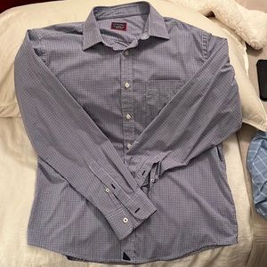 UNTUCKit Performance Long Sleeve Button-down Shirt size large